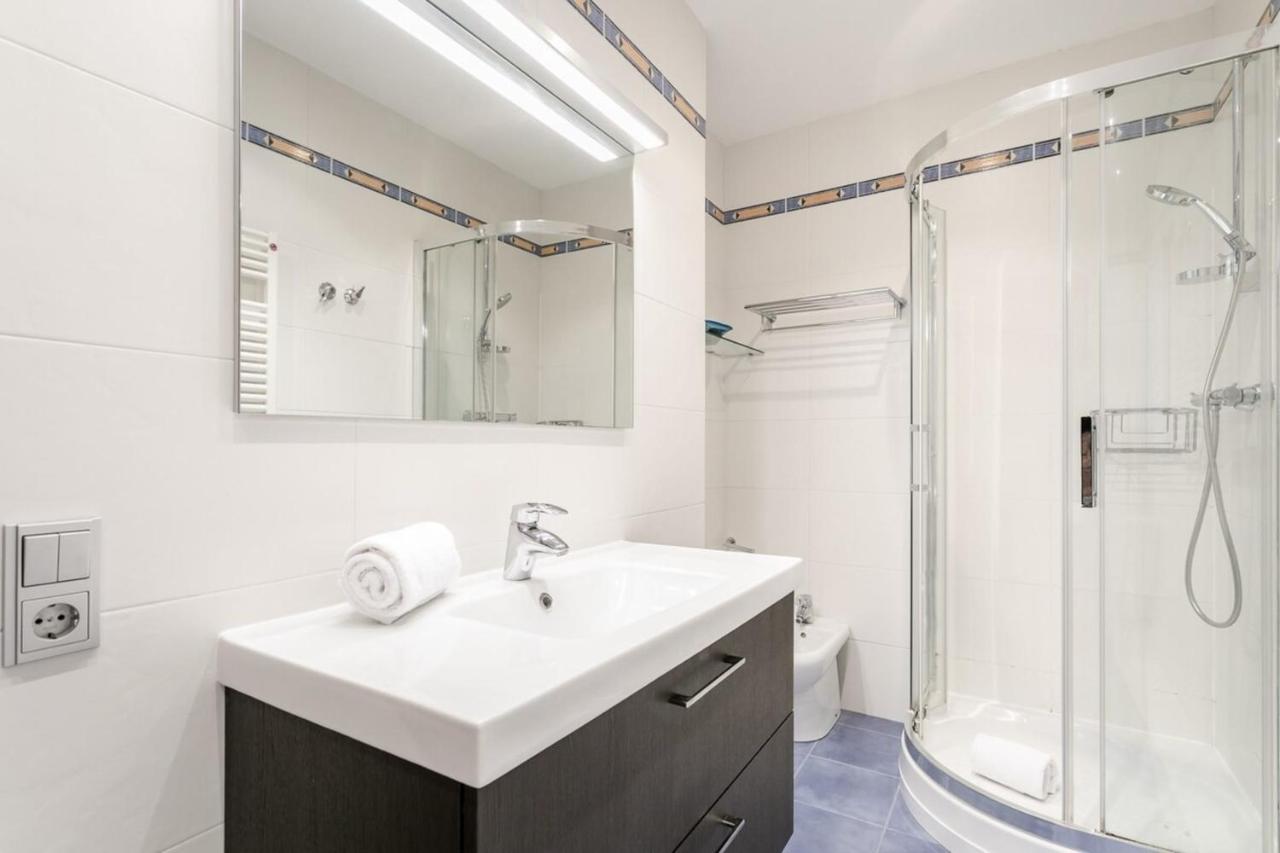 Fantastic 2 Bedroom 5 Minutes By Car From Plaza Catalunya Барселона Екстериор снимка